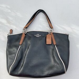 Coach Black and Brown Shoulder Bag